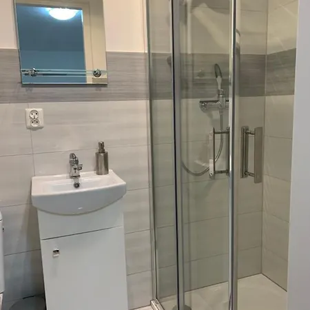 Pod Zamkiem Chojnik *