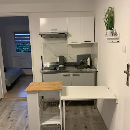 Pod Zamkiem Chojnik *