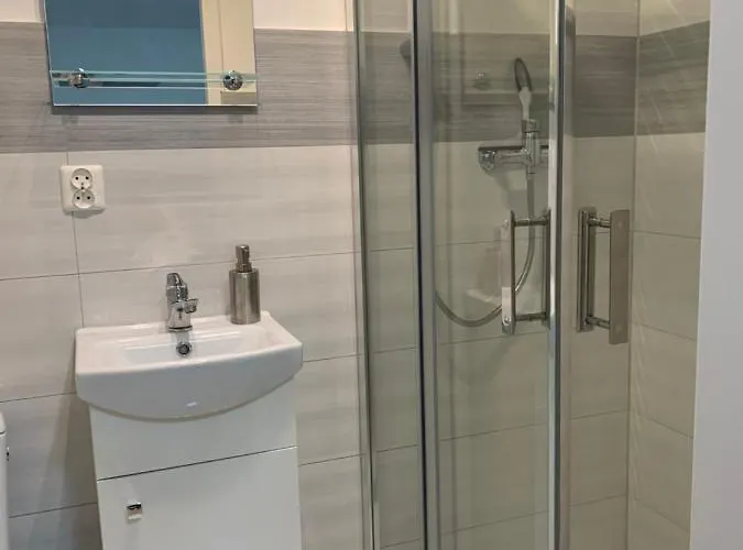 Pod Zamkiem Chojnik *