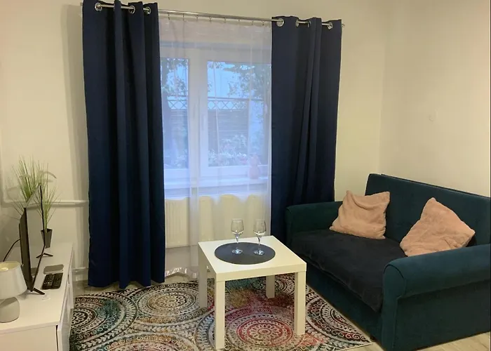 Pod Zamkiem Chojnik Daire